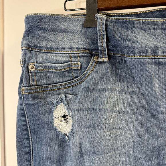 Torrid Women’s Distressed Jeggings Size 20 - Picture 8 of 8